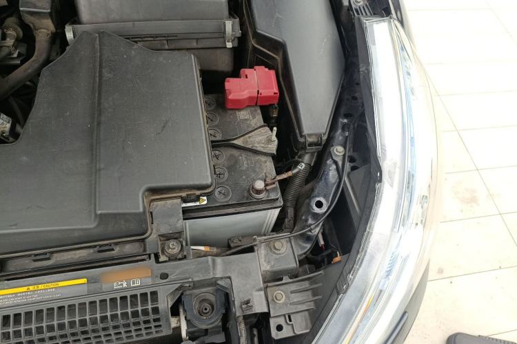 Used Nissan Teana 2011 2.5L XL Glory Edition Engine Bay Left