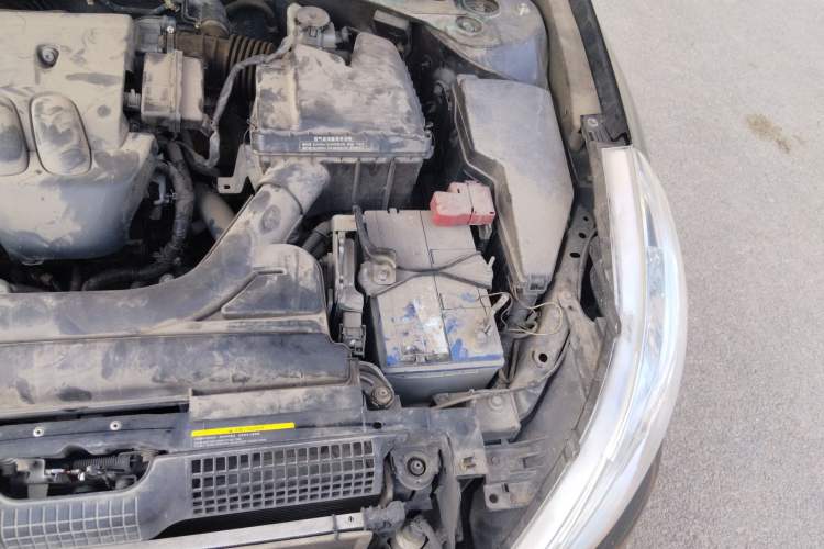 Used Nissan Teana 2011 2.0L XL Comfort Edition Engine Bay Left