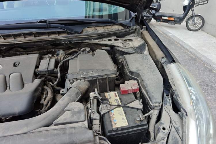 Used Nissan Teana 2011 2.0L XL Comfort Edition Engine Bay Left