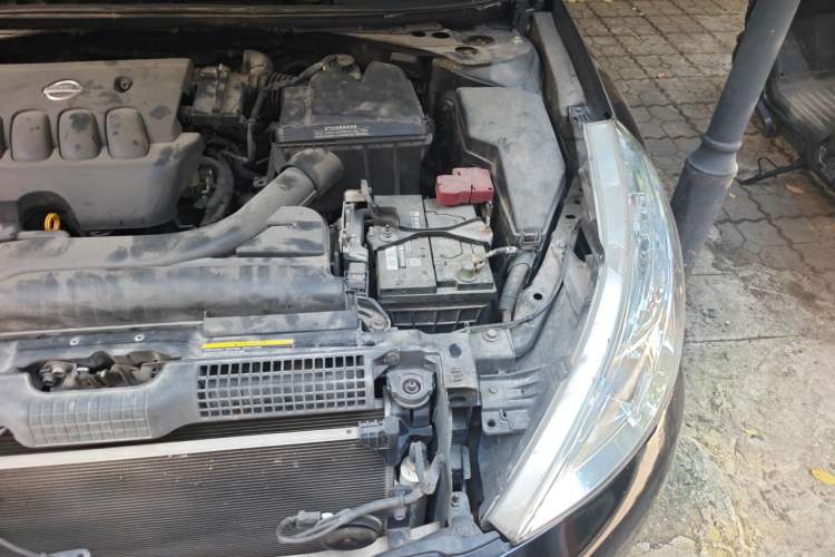 Used Nissan Teana 2011 2.0L XL Comfort Edition Engine Bay Left