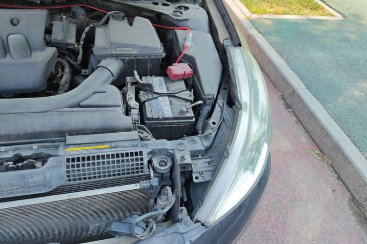 Used Nissan Teana 2011 2.0L XL Comfort Edition Engine Bay Left
