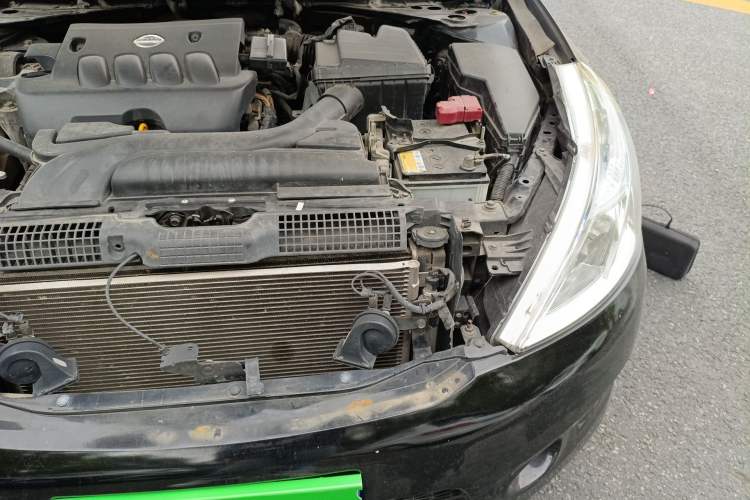 Used Nissan Teana 2011 2.0L XL Comfort Edition Engine Bay Left