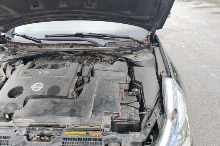 Used Nissan Teana 2011 2.5L XL Advanced Edition Engine Bay Left