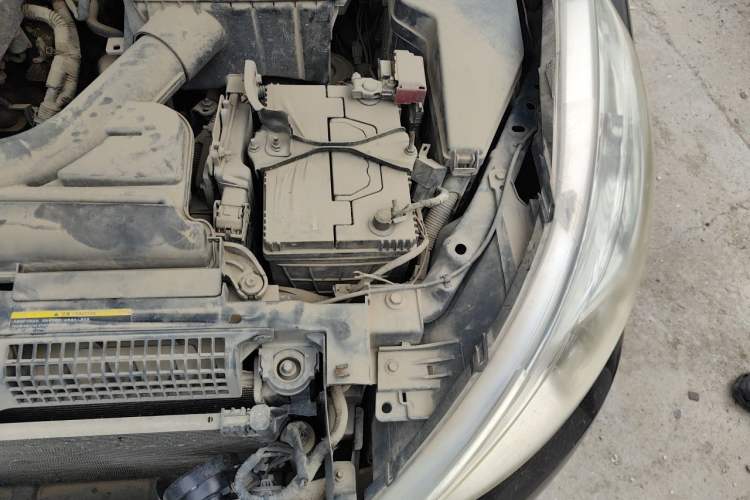 Used Nissan Teana 2011 2.0L XE Standard Edition Engine Bay Left