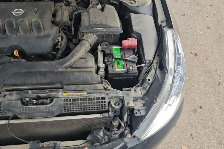Used Nissan Teana 2011 2.0L XL Comfort Edition Engine Bay Left