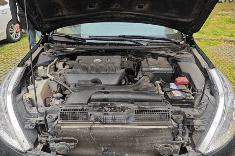 Used Nissan Teana 2011 2.0L XL Comfort Edition Engine Bay