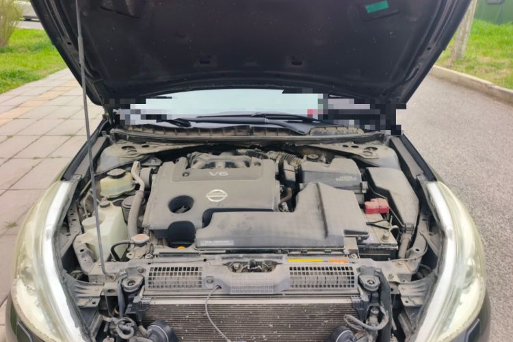 Used Nissan Teana 2011 2.5L XL Advanced Edition Engine Bay