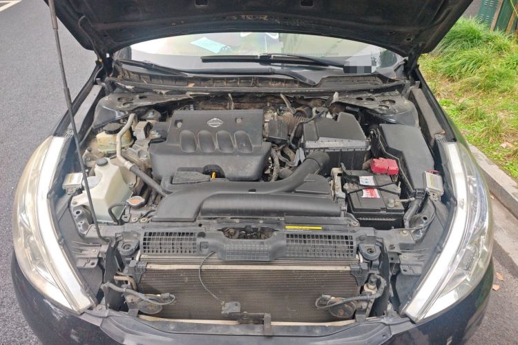 Used Nissan Teana 2011 2.0L XL Comfort Edition Engine Bay