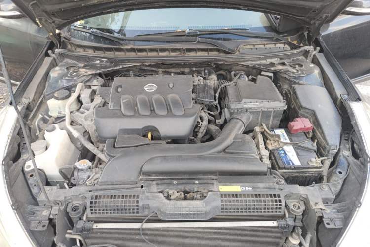 Used Nissan Teana 2011 2.0L XL Glory Edition Engine Bay