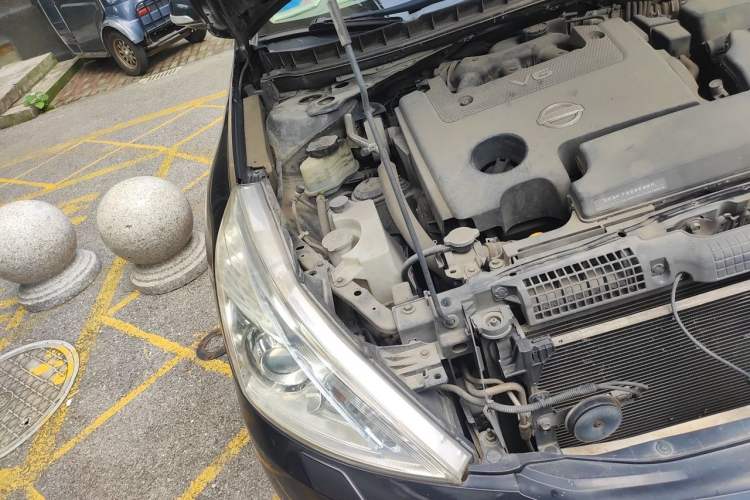 Used Nissan Teana 2011 2.5L XL Advanced Edition Engine Bay Right