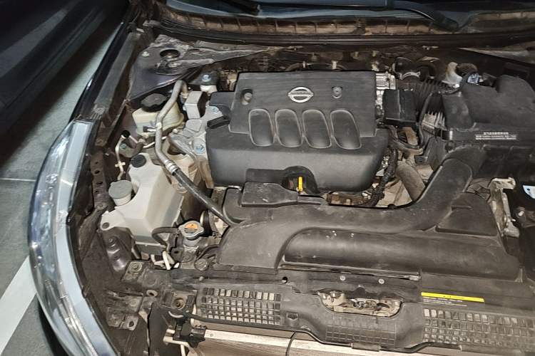 Used Nissan Teana 2011 2.0L XL Comfort Edition Engine Bay Right