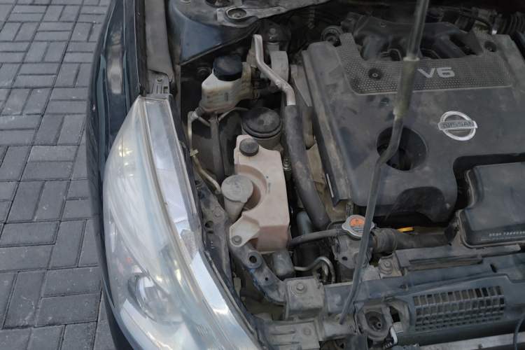 Used Nissan Teana 2011 2.5L XL Advanced Edition Engine Bay Right