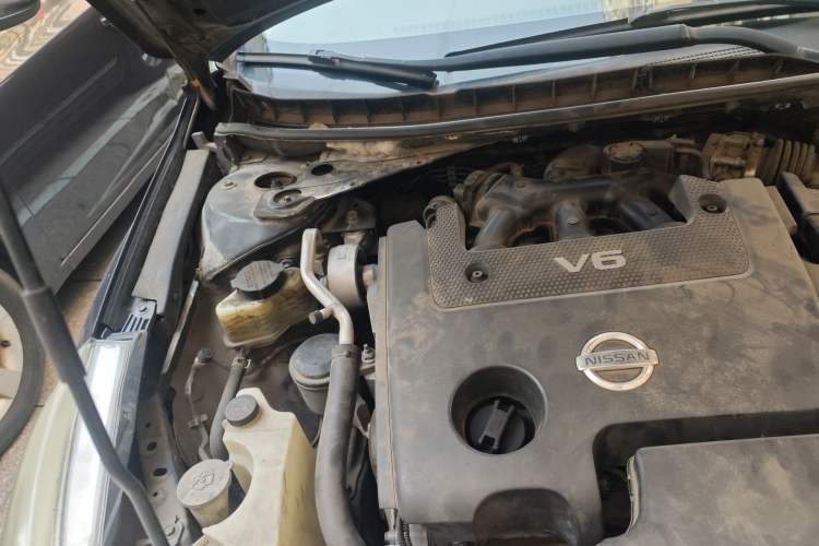 Used Nissan Teana 2011 2.5L XL Advanced Edition Engine Bay Right