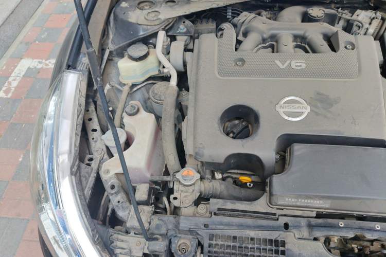 Used Nissan Teana 2011 2.5L XL Advanced Edition Engine Bay Right