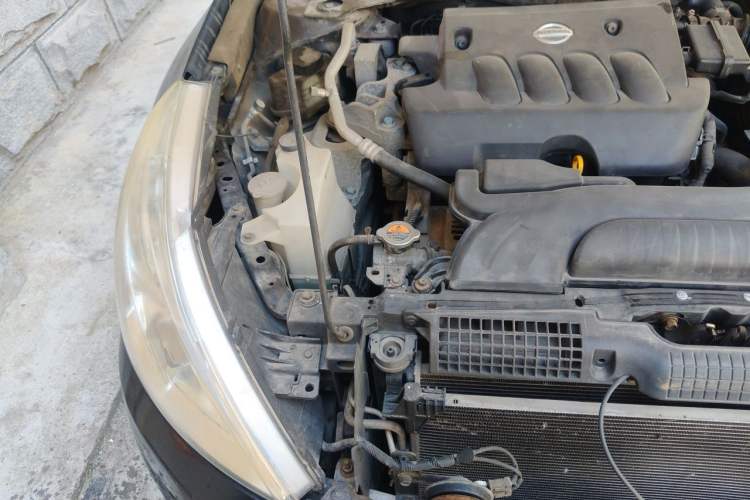 Used Nissan Teana 2011 2.0L XL Comfort Edition Engine Bay Right