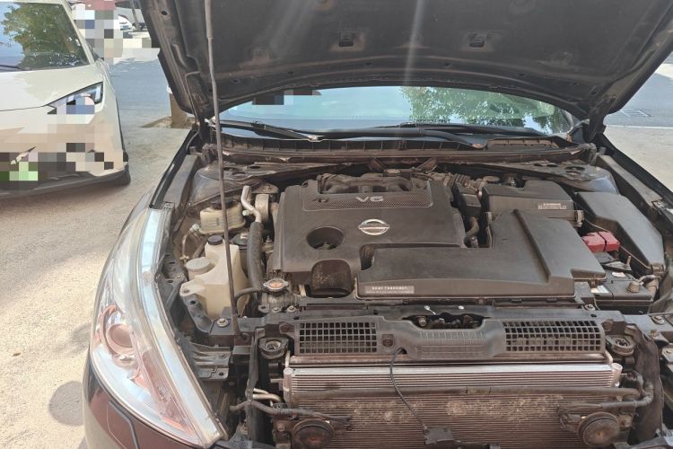 Used Nissan Teana 2011 2.5L XL Glory Edition Engine Bay Right
