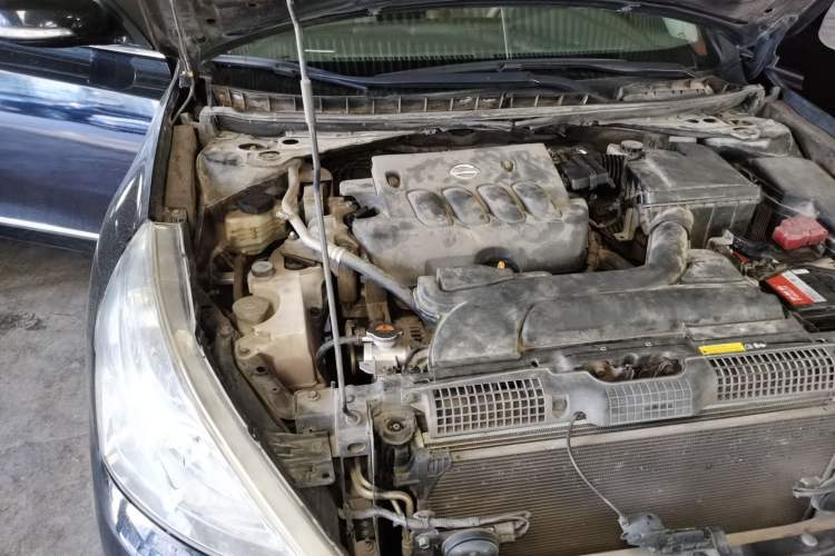 Used Nissan Teana 2011 2.0L XL Comfort Edition Engine Bay Right