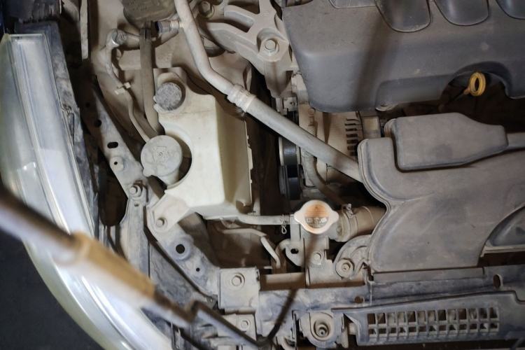 Used Nissan Teana 2011 2.0L XL Comfort Edition Engine Bay Right