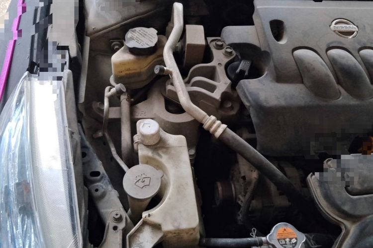 Used Nissan Teana 2011 2.0L XL Comfort Edition Engine Bay Right