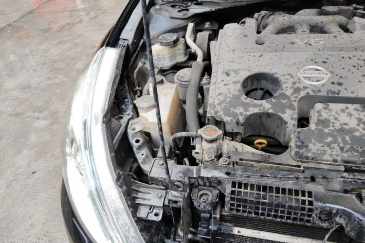 Used Nissan Teana 2011 2.5L XL Advanced Edition Engine Bay Right