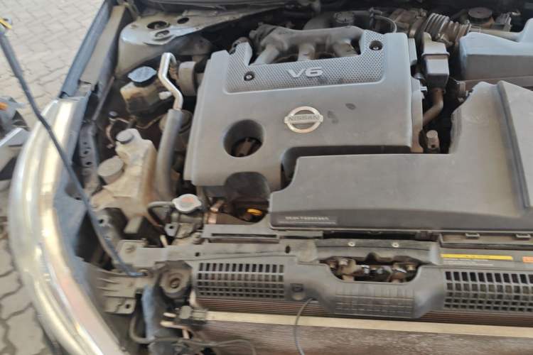 Used Nissan Teana 2011 2.5L XL Advanced Edition Engine Bay Right