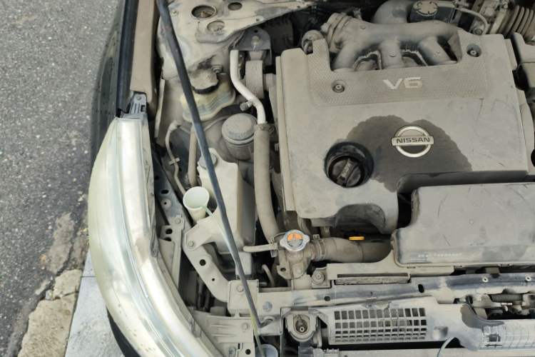 Used Nissan Teana 2011 2.5L XL Advanced Edition Engine Bay Right