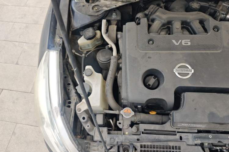 Used Nissan Teana 2011 2.5L XL Advanced Edition Engine Bay Right