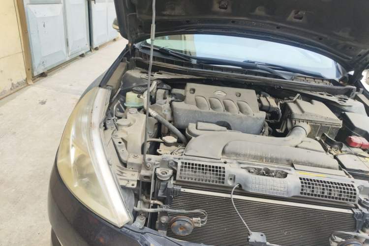 Used Nissan Teana 2011 2.0L XL Comfort Edition Engine Bay Right