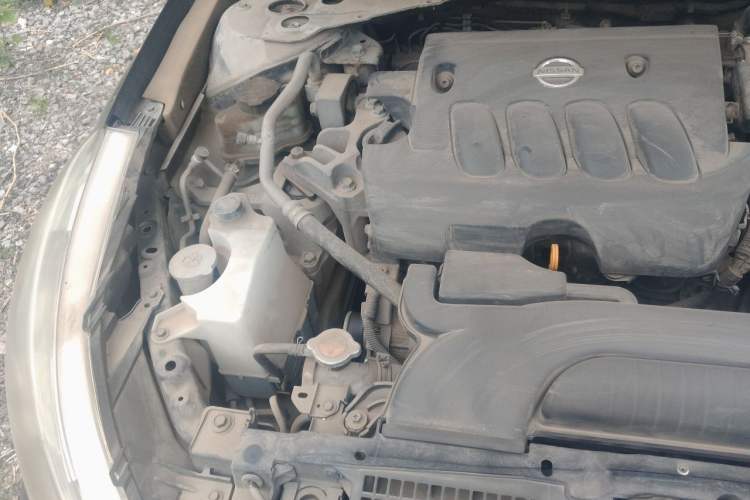Used Nissan Teana 2011 2.0L XL Comfort Edition Engine Bay Right