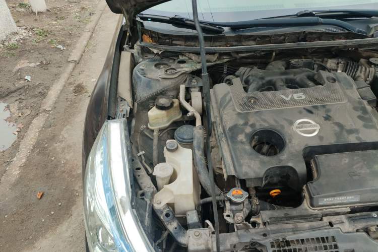 Used Nissan Teana 2011 2.5L XL Advanced Edition Engine Bay Right