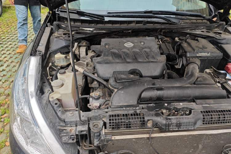 Used Nissan Teana 2011 2.0L XL Comfort Edition Engine Bay Right