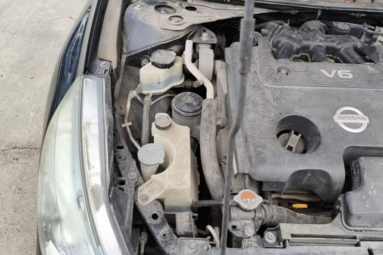 Used Nissan Teana 2011 2.5L XL Advanced Edition Engine Bay Right