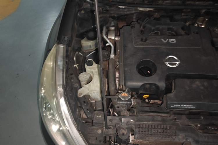 Used Nissan Teana 2011 2.5L XL Advanced Edition Engine Bay Right