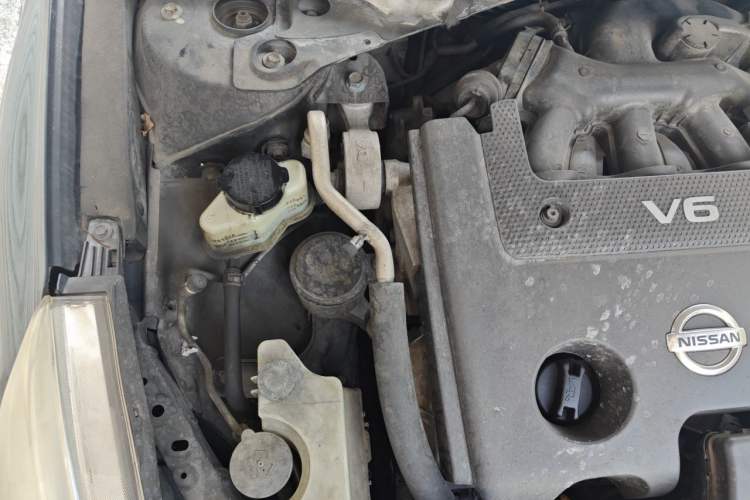 Used Nissan Teana 2011 2.5L XL Advanced Edition Engine Bay Right