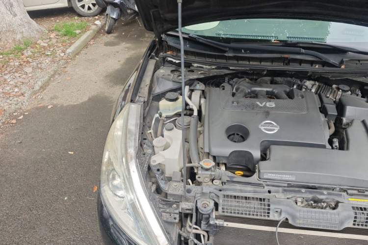 Used Nissan Teana 2011 2.5L XL Advanced Edition Engine Bay Right