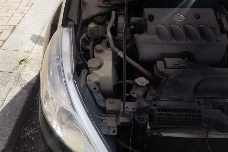 Used Nissan Teana 2011 2.0L XL-NAVI Smart Edition Engine Bay Right