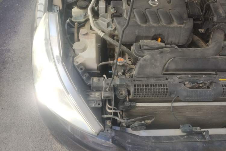 Used Nissan Teana 2011 2.0L XE Standard Edition Engine Bay Right