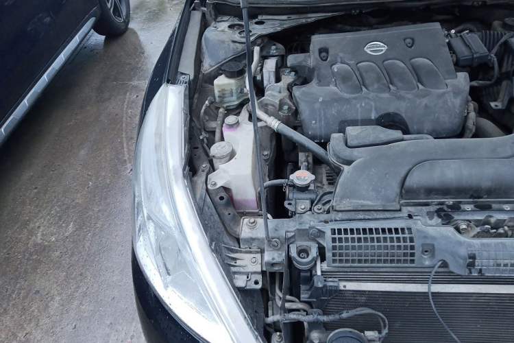 Used Nissan Teana 2011 2.0L XL Comfort Edition Engine Bay Right