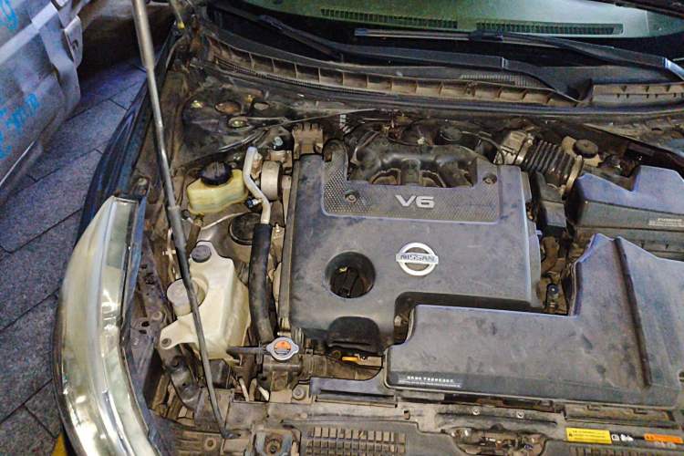 Used Nissan Teana 2011 Duke 2.5L XV VIP Prestige Edition Engine Bay Right