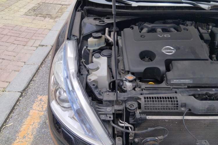 Used Nissan Teana 2011 2.5L XL Advanced Edition Engine Bay Right