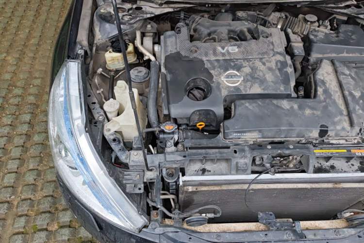 Used Nissan Teana 2011 2.5L XL Advanced Edition Engine Bay Right