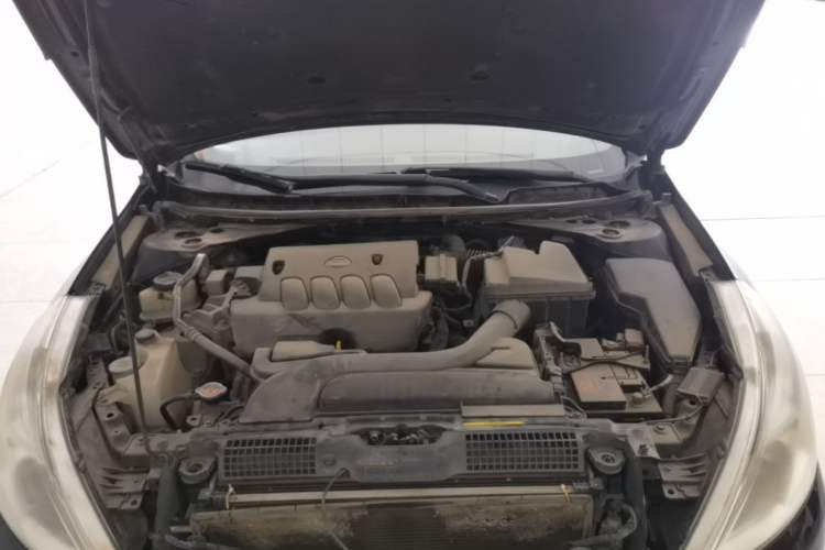 Used Nissan Teana 2011 2.0L XE Standard Edition Engine Bay