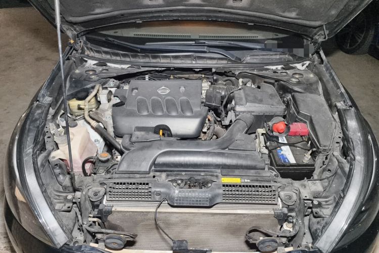 Used Nissan Teana 2011 2.0L XL Glory Edition Engine Bay
