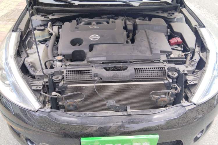 Used Nissan Teana 2011 2.5L XL Advanced Edition Engine Bay