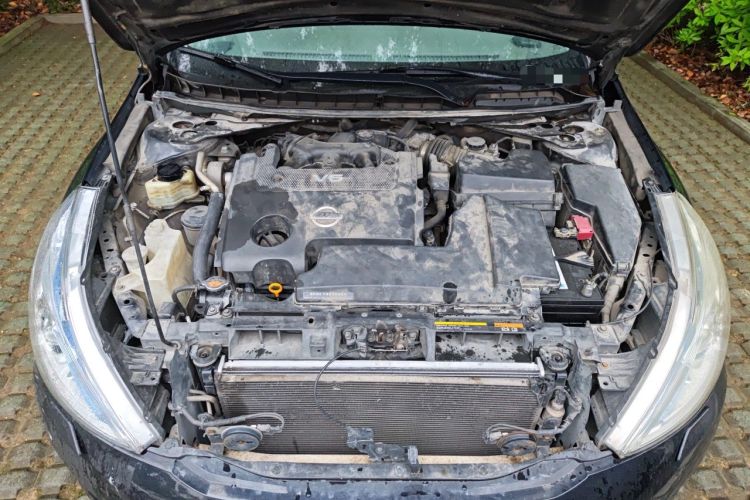 Used Nissan Teana 2011 2.5L XL Advanced Edition Engine Bay