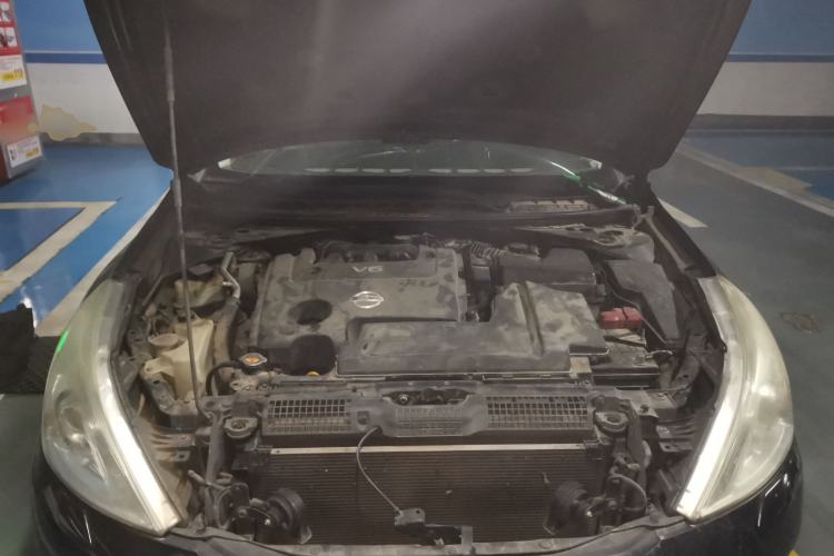 Used Nissan Teana 2011 2.5L XL Glory Edition Engine Bay