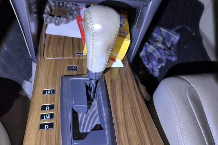 Used Nissan Teana 2011 2.5L XL Advanced Edition Gear Lever