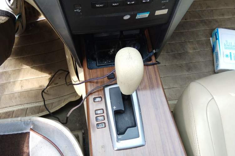 Used Nissan Teana 2011 2.5L XL Glory Edition Gear Lever