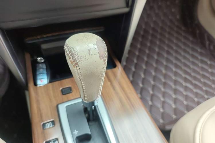 Used Nissan Teana 2011 2.5L XL Advanced Edition Gear Lever
