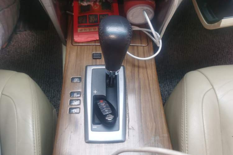 Used Nissan Teana 2011 2.5L XL Advanced Edition Gear Lever